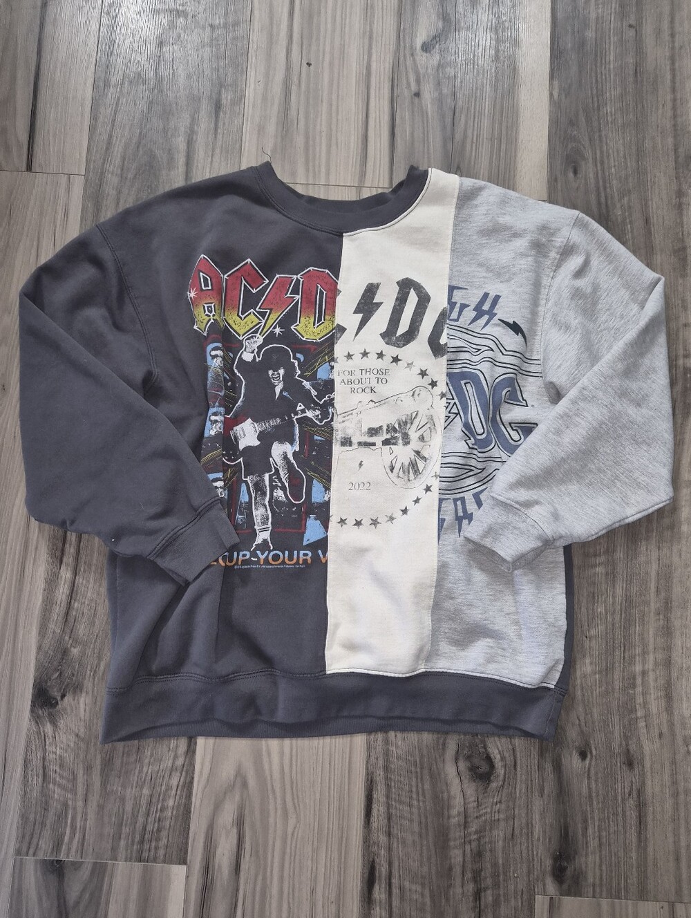 AC/DC Black, Cream & Light Gray Colorblock Graphic Crewneck